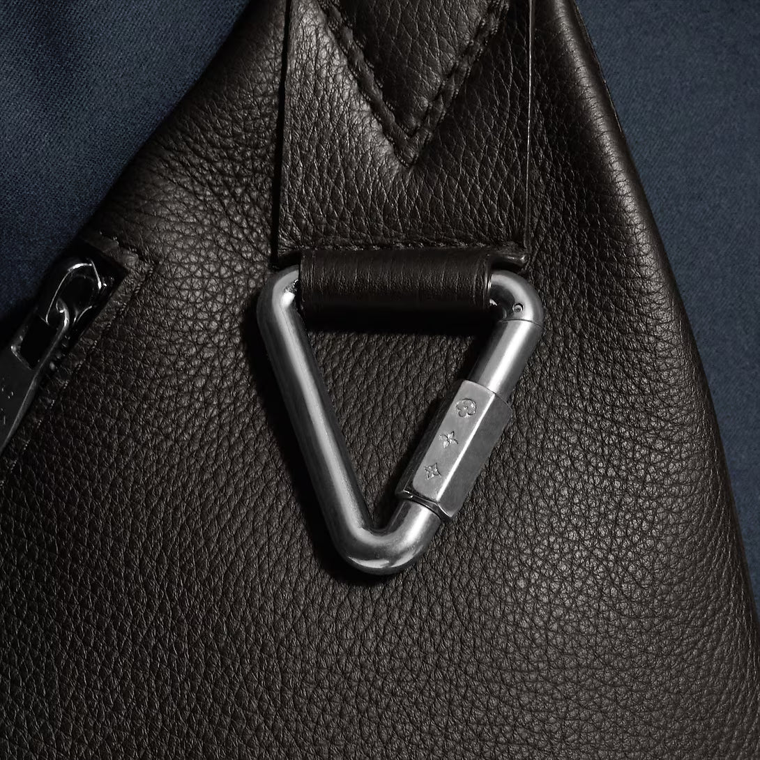 Delta Slingbag