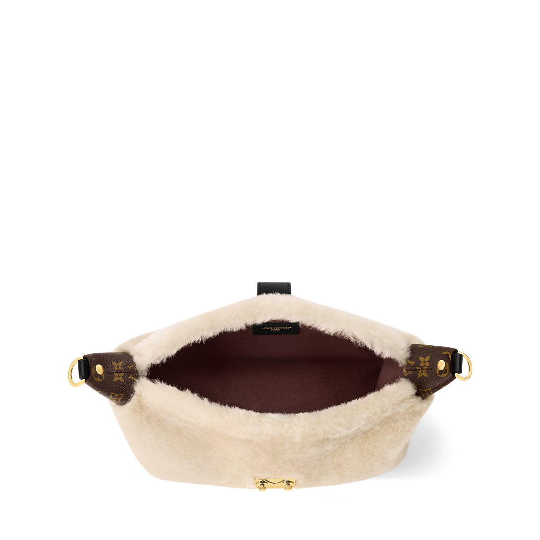 Mia Pouch