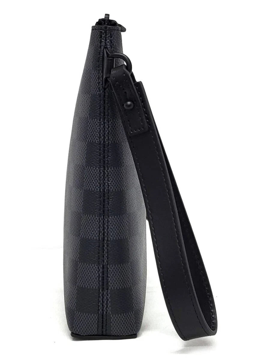 Takeoff Pouch